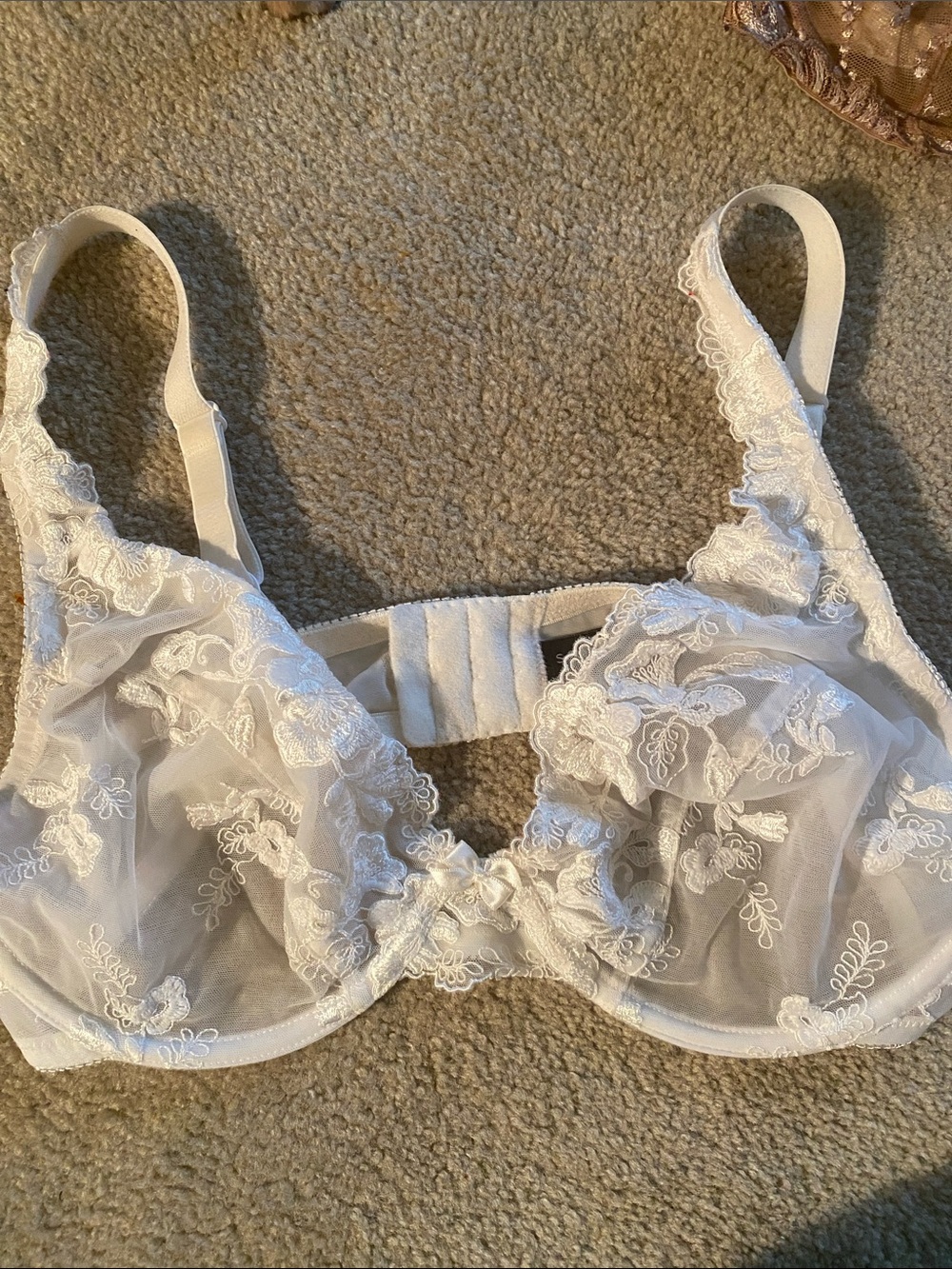 Soma 38C. 3-bra bundle no padding. Underwire - Picture 7 of 8